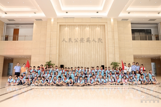 a16003d8fda506b604ecb1d1f002fc5.jpg